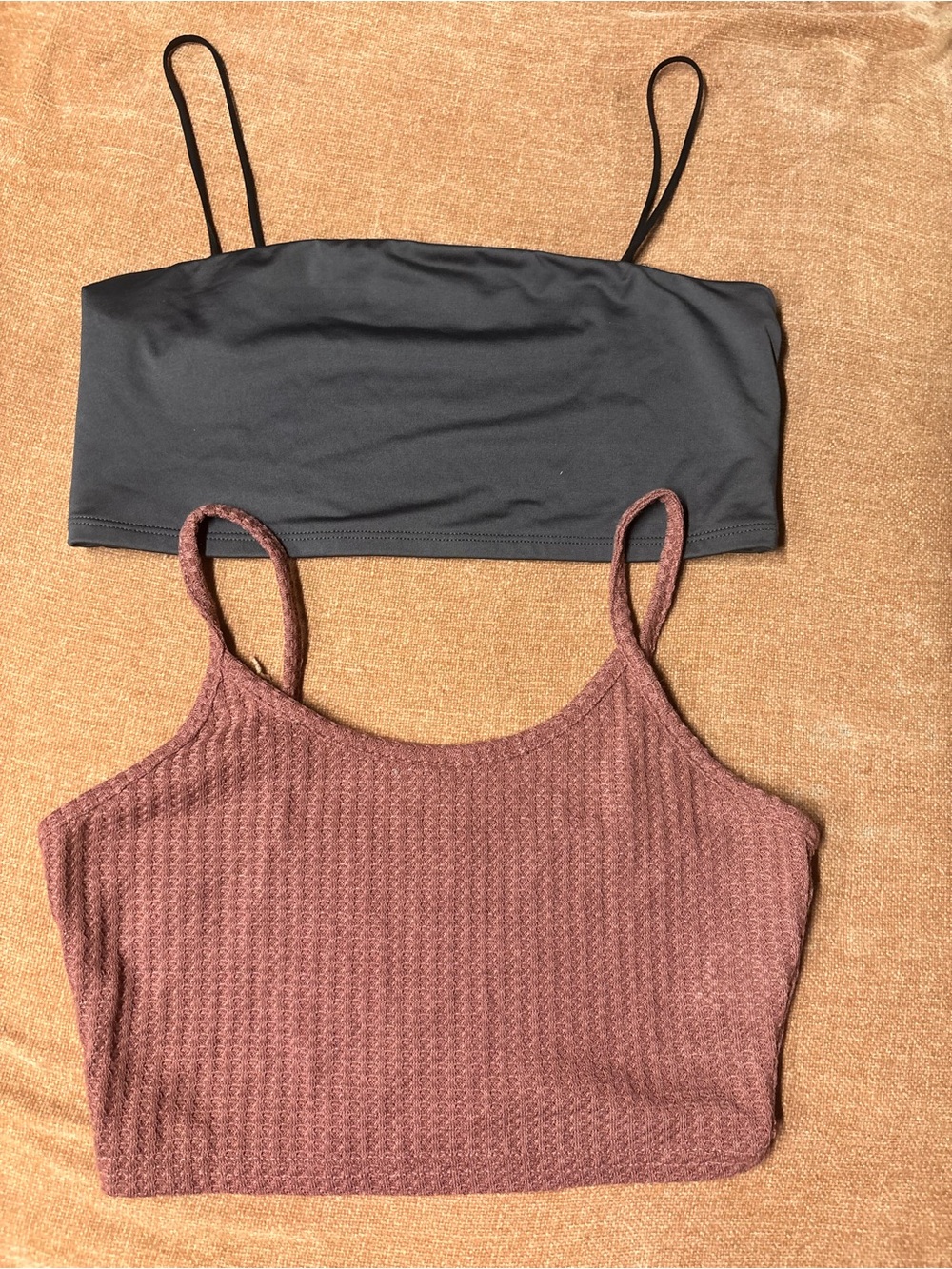 Women’s Spaghetti Strap Crop Tops - Black & Mauve